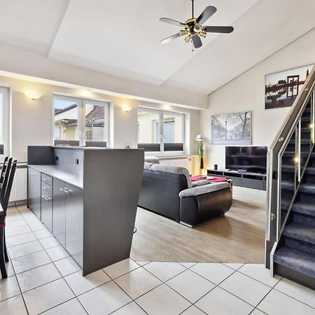 Amazing Apartment In Bremerhaven With Kitchen Экстерьер фото
